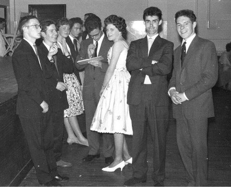 Gentle?men from left: Alan Redgrove, Dick Lawrence, Knobby Clark, Keith Richardson, Dave Harries