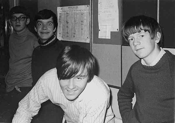 Four apprentices: 'Pedro' Halliday,
Colin Rowley,Wils